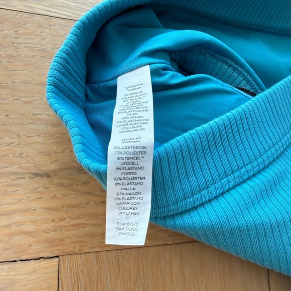 Alo Yoga Wellness Bra - Blue Splash - Small 🩵 - Picture 13 of 14